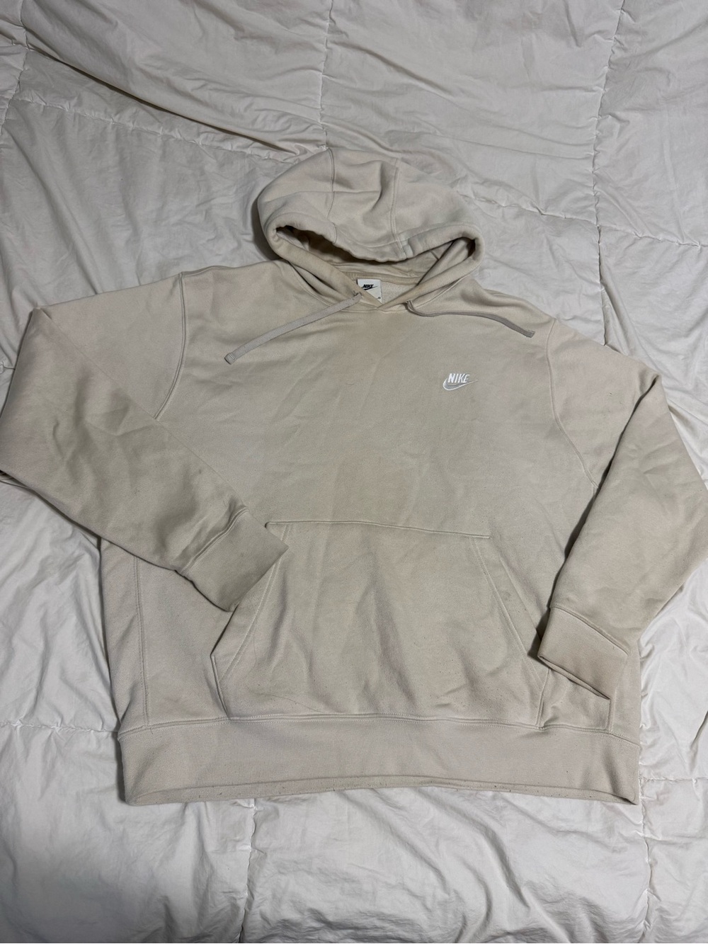 Nike Men’s Beige Small Swoosh Pullover Hoodie